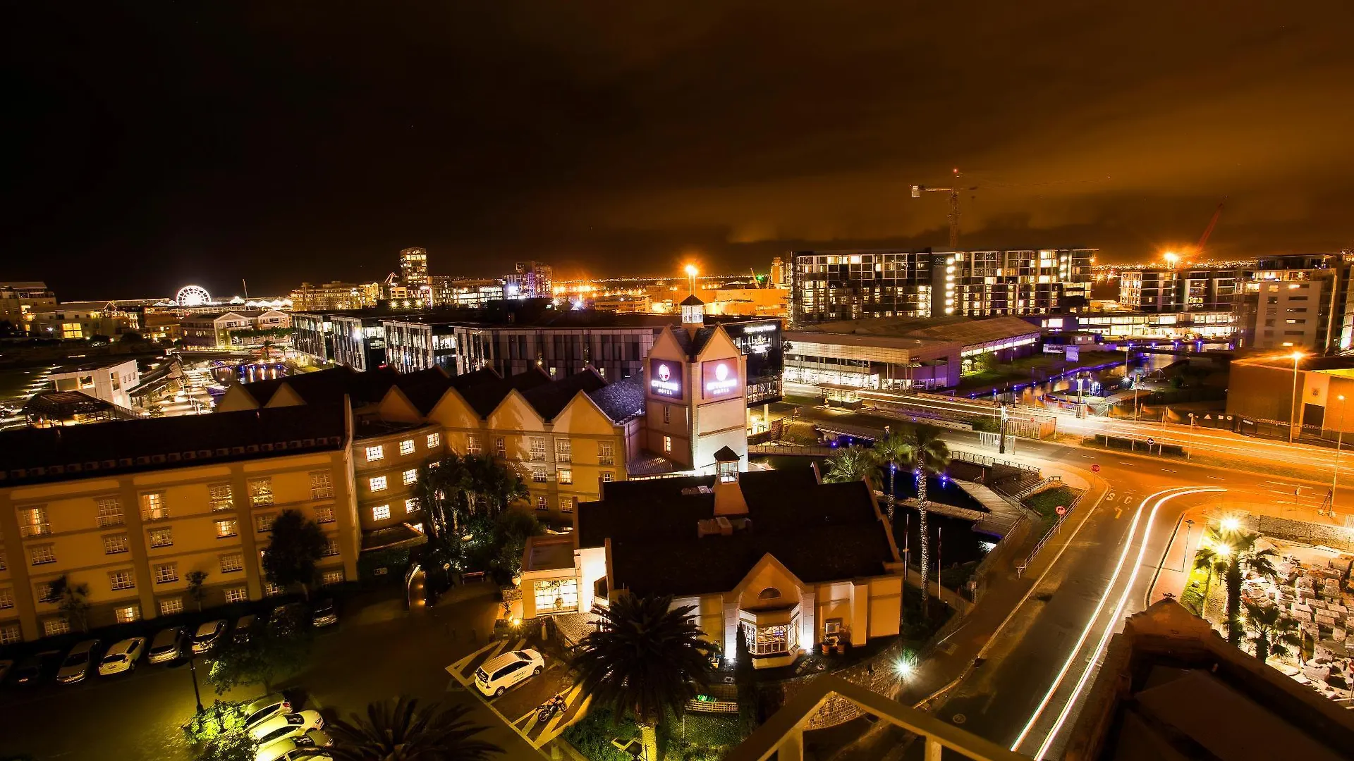 Onomo Hotel Waterfront Cape Town 3*,