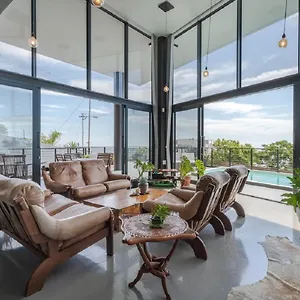 Guest house On Ocean View