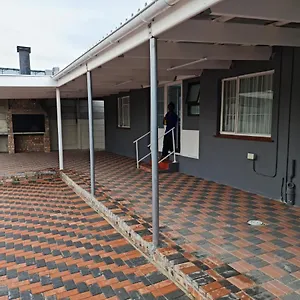 Guest house Hasate 10 Florence Street Oakdale Belliville 7530 South African